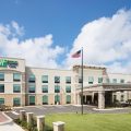 Holiday Inn Express & Suites Gulf Breeze – Pensacola Area