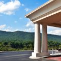 Holiday Inn Express & Suites Harriman