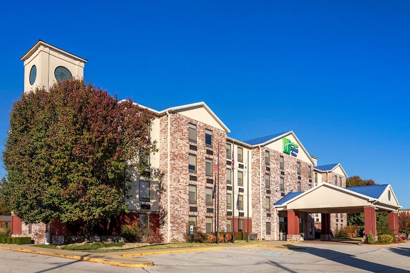 Holiday Inn Express & Suites Harrison in Harrison, Arkansas, United States