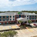 Holiday Inn Express & Suites Hearne