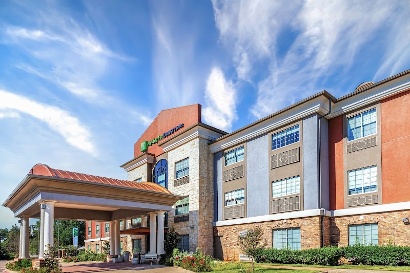 Holiday Inn Express & Suites Henderson in Henderson, Texas, United States