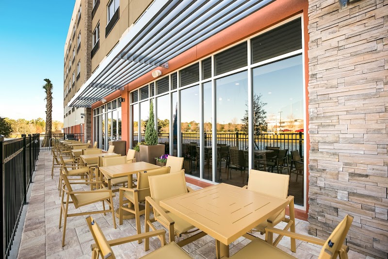 Holiday Inn Express & Suites Jacksonville - Town Center in Jacksonville, Florida, United States