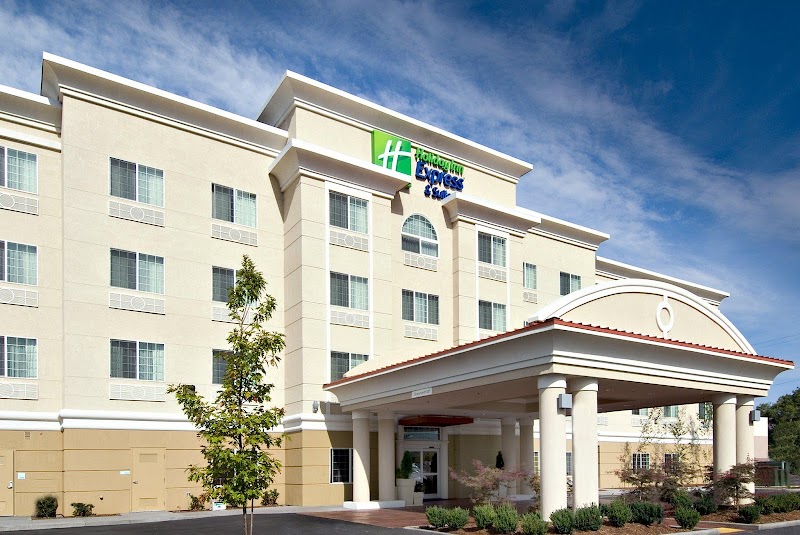 Holiday Inn Express & Suites Klamath Falls Central in Klamath Falls, Oregon, United States