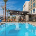 Holiday Inn Express & Suites Lake Havasu – London Bridge, an IHG Hotel