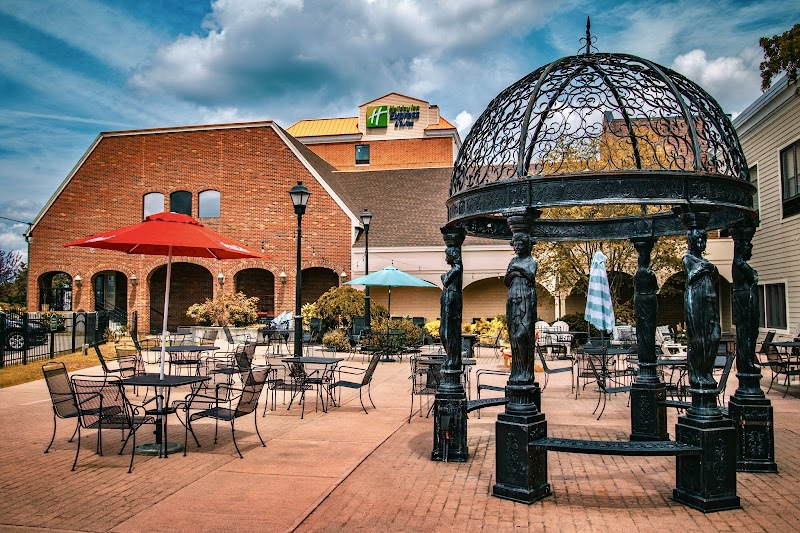 Holiday Inn Express & Suites Latham in Latham, New York, United States