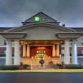 Holiday Inn Express & Suites Laurel