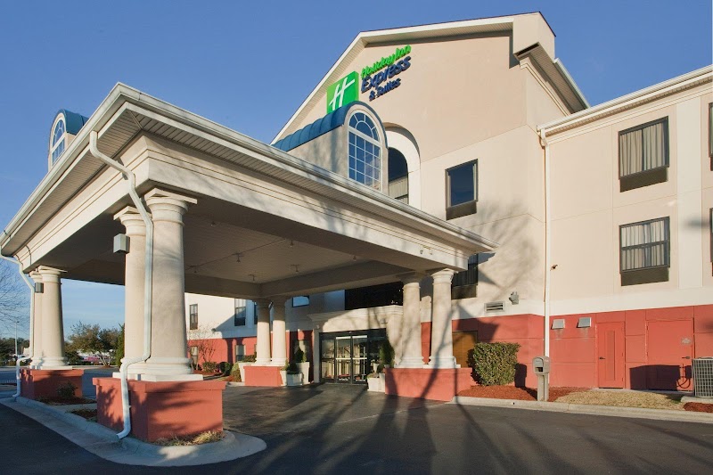 Holiday Inn Express & Suites Laurinburg in Laurinburg, North Carolina, United States