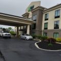 Holiday Inn Express & Suites Lebanon