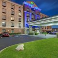 Holiday Inn Express & Suites Lebanon