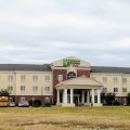 Holiday Inn Express & Suites Malvern