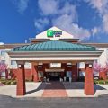 Holiday Inn Express & Suites Manchester