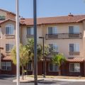 Holiday Inn Express & Suites Manteca City Center