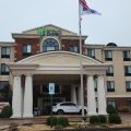 Holiday Inn Express & Suites Marion