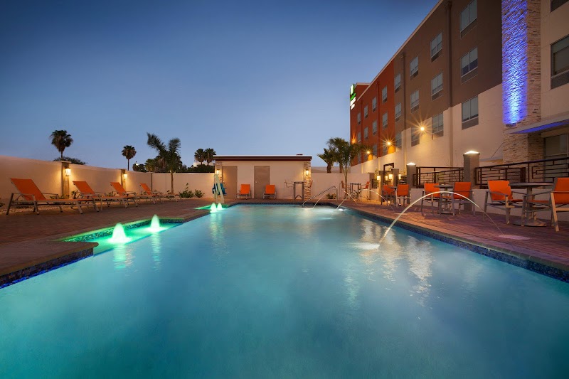 Holiday Inn Express & Suites McAllen - Medical Center Area in McAllen, Texas, United States