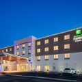 Holiday Inn Express & Suites Medford