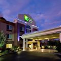 Holiday Inn Express & Suites Medford-Central Point