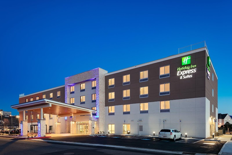 Holiday Inn Express & Suites Medford in Medford, Oregon, United States