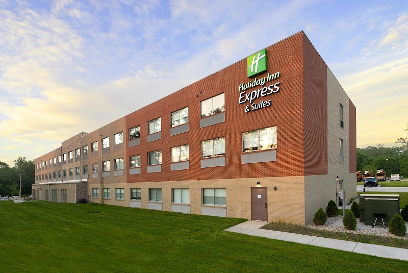Holiday Inn Express & Suites Michigan City in Michigan City, Indiana, United States