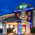 Holiday Inn Express & Suites Millington