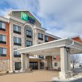 Holiday Inn Express & Suites Mitchell