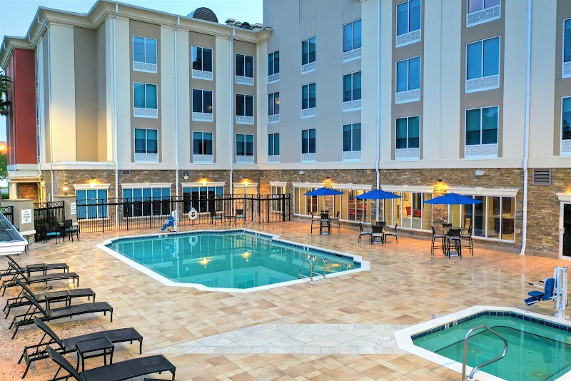 Holiday Inn Express & Suites Mobile/Saraland, an IHG Hotel in Saraland, Alabama, United States