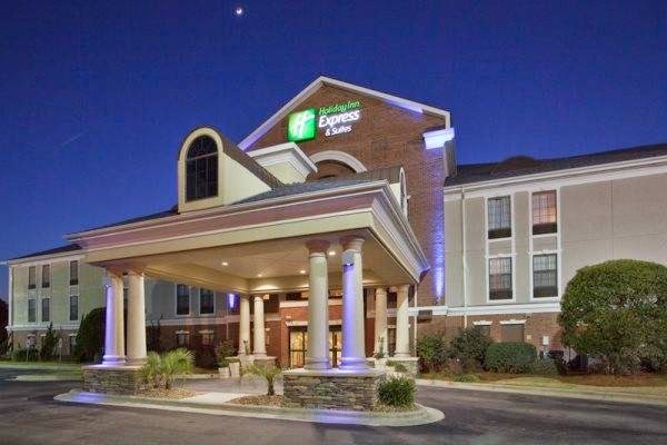 Holiday Inn Express & Suites Morehead City in Morehead City, North Carolina, United States