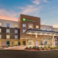 Holiday Inn Express & Suites Oakhurst-Yosemite Park Area