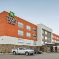 Holiday Inn Express & Suites Parkersburg East