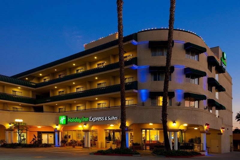 Holiday Inn Express & Suites Pasadena-Colorado Blvd in Pasadena, California, United States