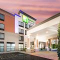 Holiday Inn Express & Suites Pasco-TriCities