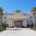 Holiday Inn Express & Suites Pearland
