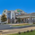 Holiday Inn Express & Suites Perry