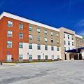 Holiday Inn Express & Suites Perryville