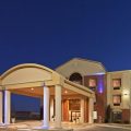 Holiday Inn Express & Suites Plainview
