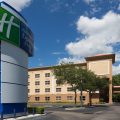 Holiday Inn Express & Suites Plant City