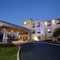Holiday Inn Express & Suites Plymouth