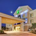 Holiday Inn Express & Suites Porterville