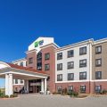 Holiday Inn Express & Suites Pryor
