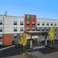 Holiday Inn Express & Suites Puyallup