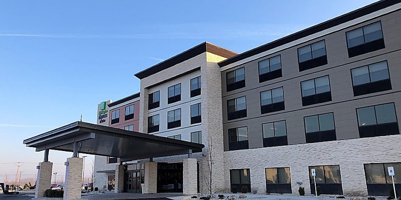 Holiday Inn Express & Suites Racine in Mount Pleasant, Wisconsin, United States