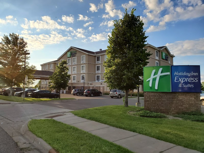 Holiday Inn Express & Suites Rogers in Rogers, Minnesota, United States