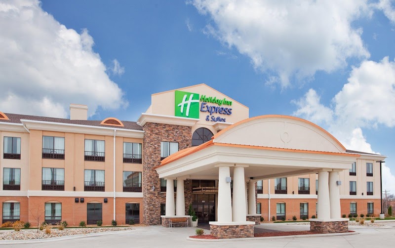 Holiday Inn Express & Suites Saint Robert - Leonard Wood in Fort Leonard Wood, Missouri, United States
