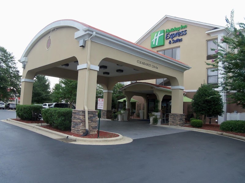 Holiday Inn Express & Suites Sanford in Sanford, North Carolina, United States