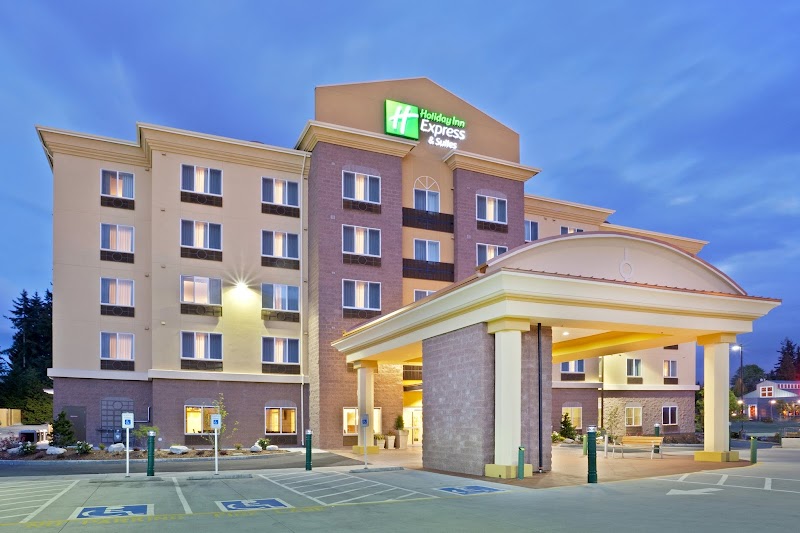 Holiday Inn Express & Suites Seattle North - Lynnwood in Lynnwood, Washington, United States
