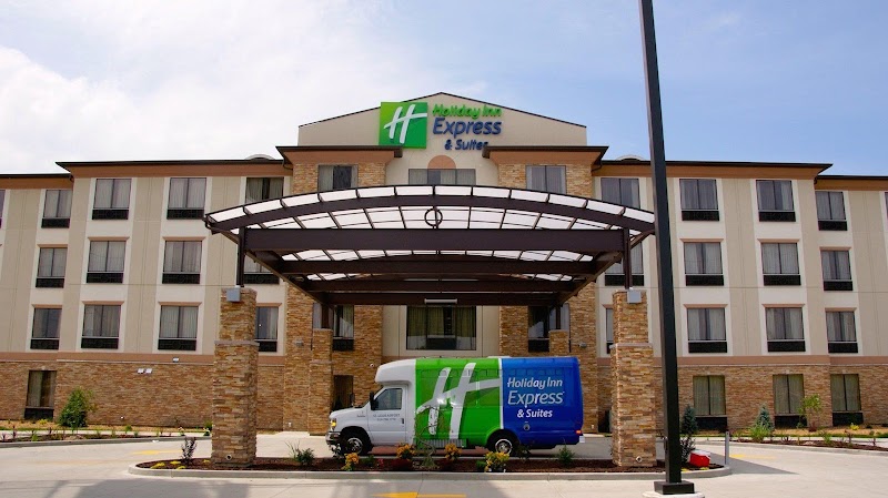 Holiday Inn Express & Suites St. Louis Airport North in Hazelwood, Missouri, United States