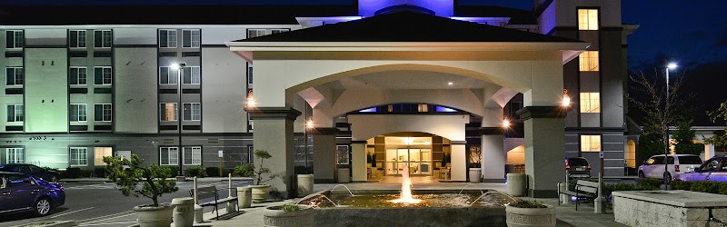 Holiday Inn Express & Suites Tacoma South - Lakewood in Lakewood, Washington, United States