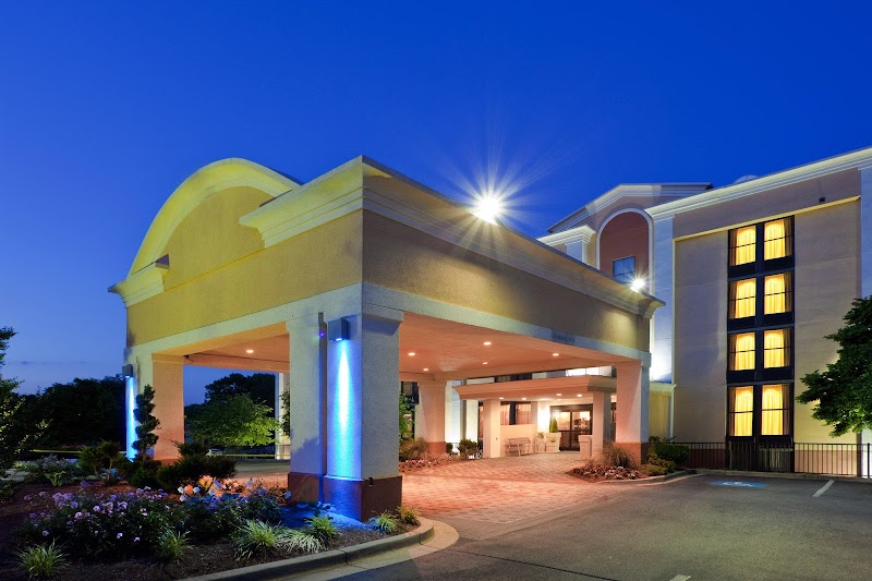 Holiday Inn Express Washington DC East-Andrews AFB in Camp Springs, Maryland, United States