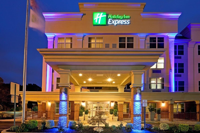 Holiday Inn Express Woodbridge in Avenel, New Jersey, United States