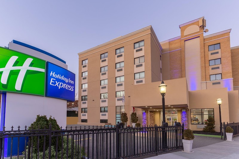 Holiday Inn LaGuardia Airport in Queens, New York, United States