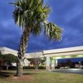 Holiday Inn Lumberton North – I-95